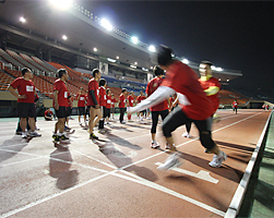 国立競技場「ファンランDAY2010 ～聖地体感～」を、バナナでサポート！